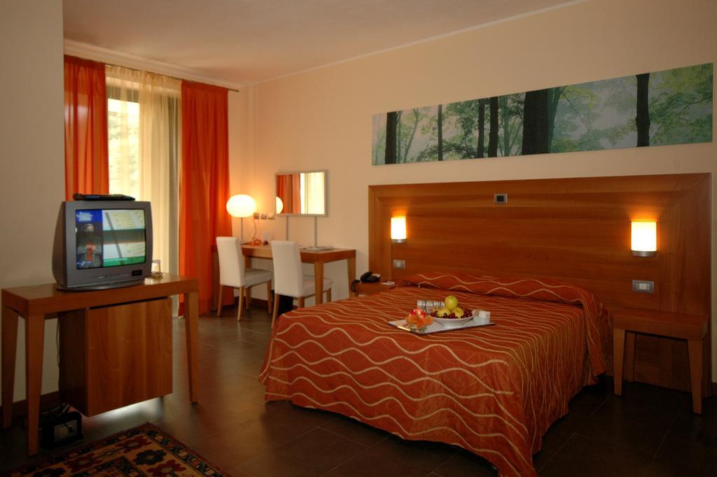 Hotel Langhe & Monferrato Costigliole d'Asti Εξωτερικό φωτογραφία