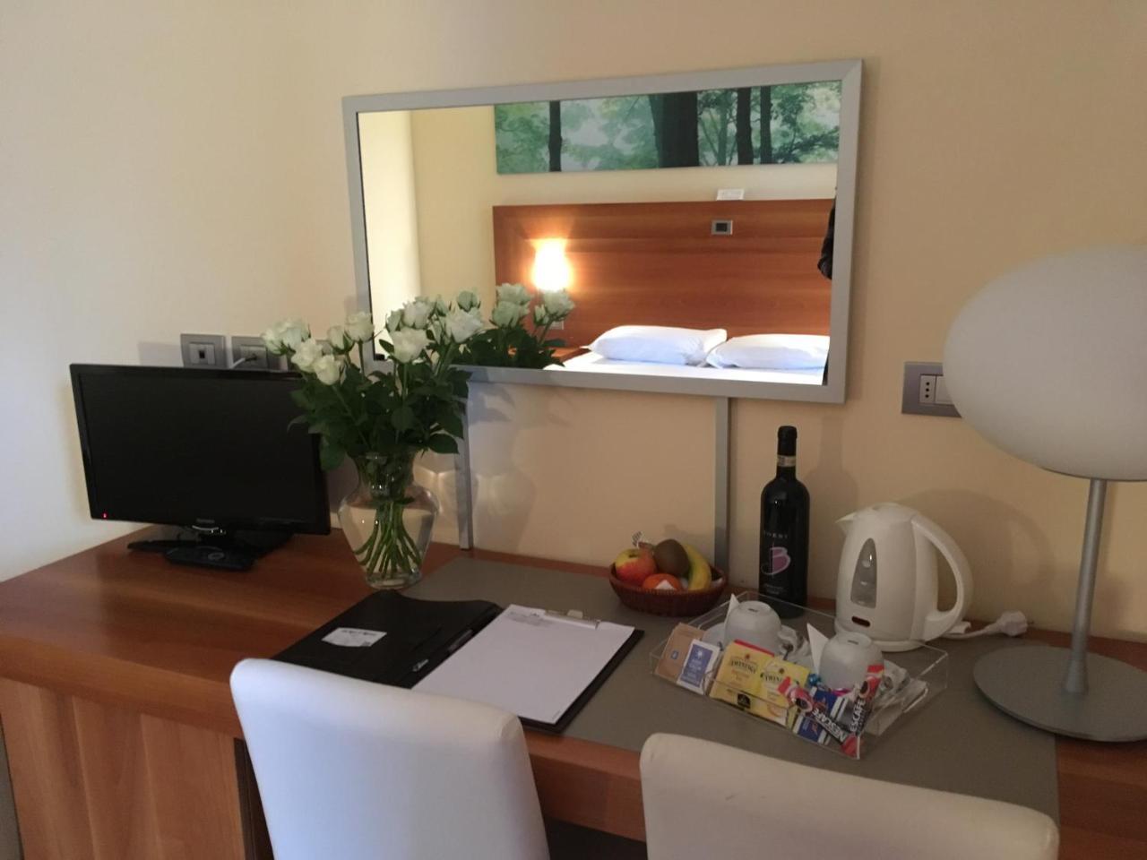 Hotel Langhe & Monferrato Costigliole d'Asti Εξωτερικό φωτογραφία